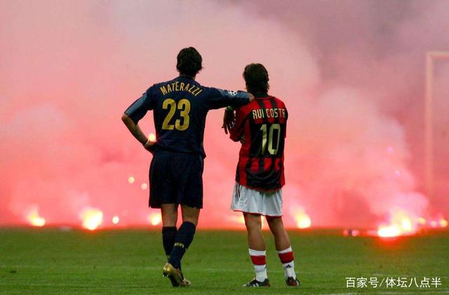 每体：弗里克是否让特狮出战国王杯，将决定后者在巴萨的未来（每体：弗里克是否在国王杯启用特狮，或将左右其在巴萨的前景）