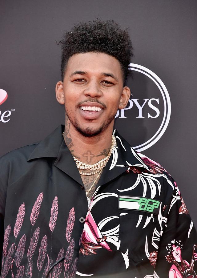 强者动作往往最简单（强者出手，往往极简）