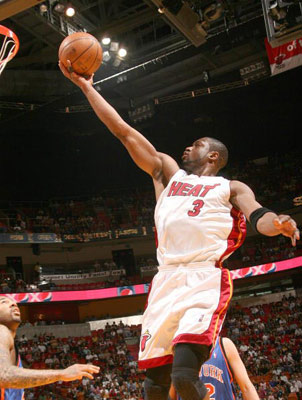 珀斯光荣vs悉尼FC首发：塔加特出战，潘宁顿、基斯佩先发（首发出炉：珀斯光荣对阵悉尼FC，塔加特登场，潘宁顿与基斯佩先发）