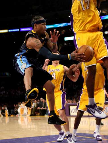 洲际杯赛程：弗拉门戈争半决赛资格，巴黎12月17日坐等决赛对手（洲际杯赛程更新：弗拉门戈冲击半决赛席位，巴黎12月17日静待决赛对手）