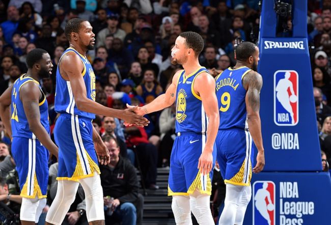 总局副局长张家胜会见阿迪高管，将在青少年足球领域开展合作（总局副局长张家胜会晤阿迪高层，携手推进青少年足球合作）