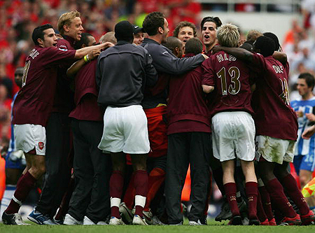 冷门，比利亚雷亚尔在国王杯第三轮遭西乙球队桑坦德竞技淘汰（国王杯第三轮爆冷：比利亚雷亚尔不敌西乙桑坦德竞技遭淘汰）