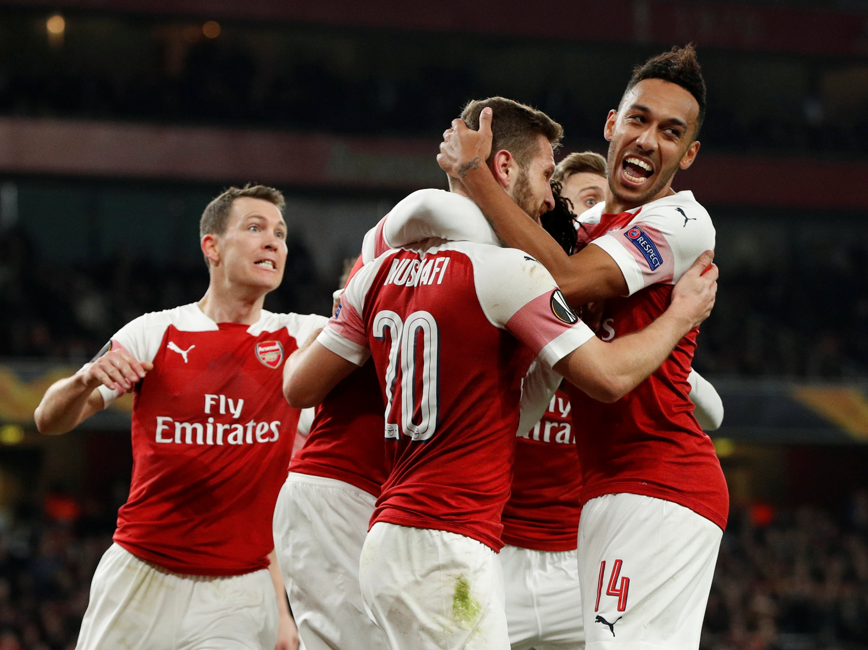 官方：沃尔夫斯堡主帅西蒙尼斯下课；带队10轮联赛距降级区1分（官宣：沃尔夫斯堡解聘主帅西蒙尼斯，执教10轮后球队仅高出降级区1分）