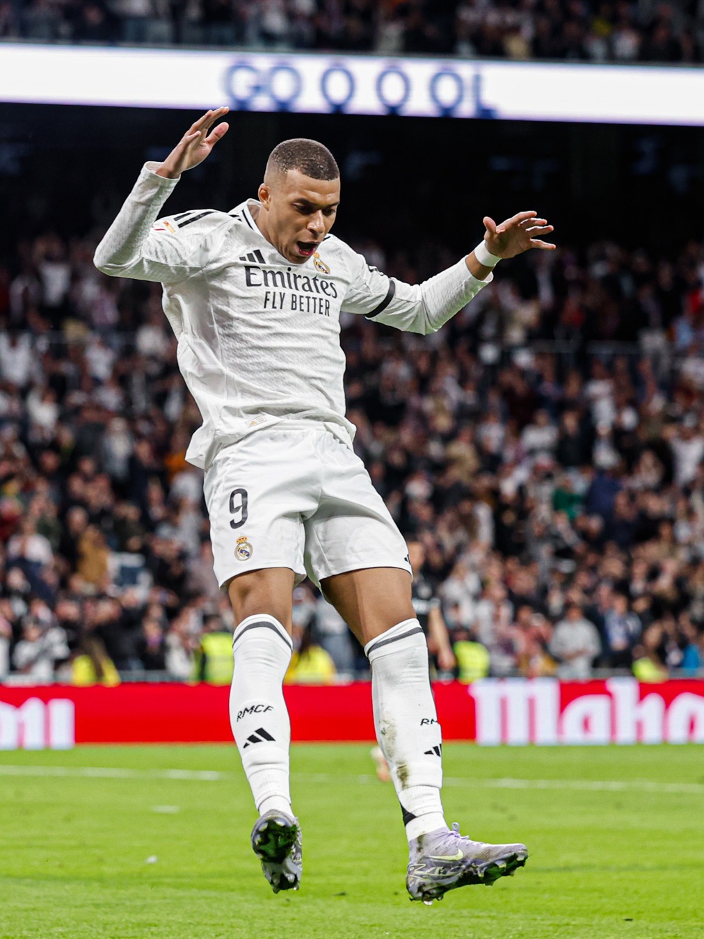 浮嶋敏：邝兆镭没出场是因为轮换；每场比赛我们都全力争胜（浮嶋敏：因轮换邝兆镭未出场，我们每场都全力争胜）