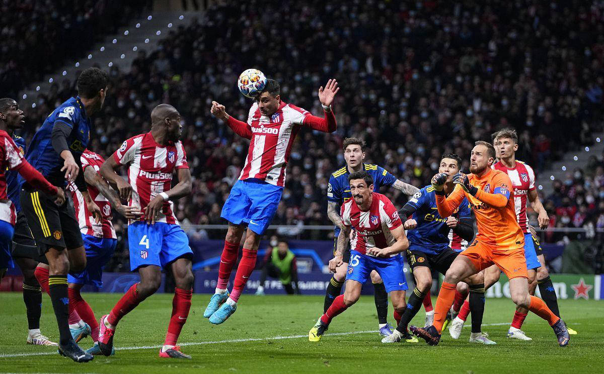 小法：根据我们的分析，国米各方面都是意甲最强的球队（小法称：分析表明，国米在各方面领跑意甲）