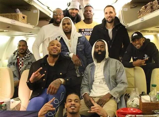 马赛利用定位球取得胜利（定位球成关键，马赛全取三分）