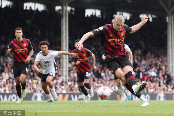 格拉斯纳：带法鹰夺欧联杯冠军永远难忘；格伊是位低调的领袖（格拉斯纳：与法鹰捧起欧联一生难忘；格伊是一位谦逊的领袖）